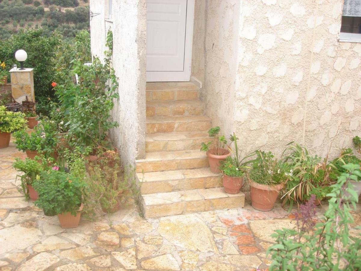 House With Sea View Close To Platanias Vrísai Esterno foto